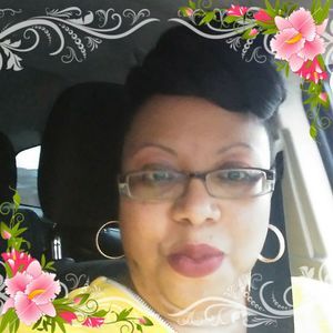 Meet your Posher, Latoya